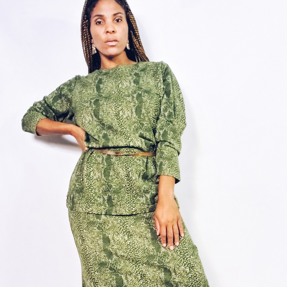 Python Skirt Set - Picture 1 of 5